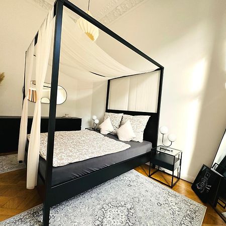 Superhosts Zentrum - Parkplatz - Badewanne - Netflix - Kaffee Бремен Экстерьер фото